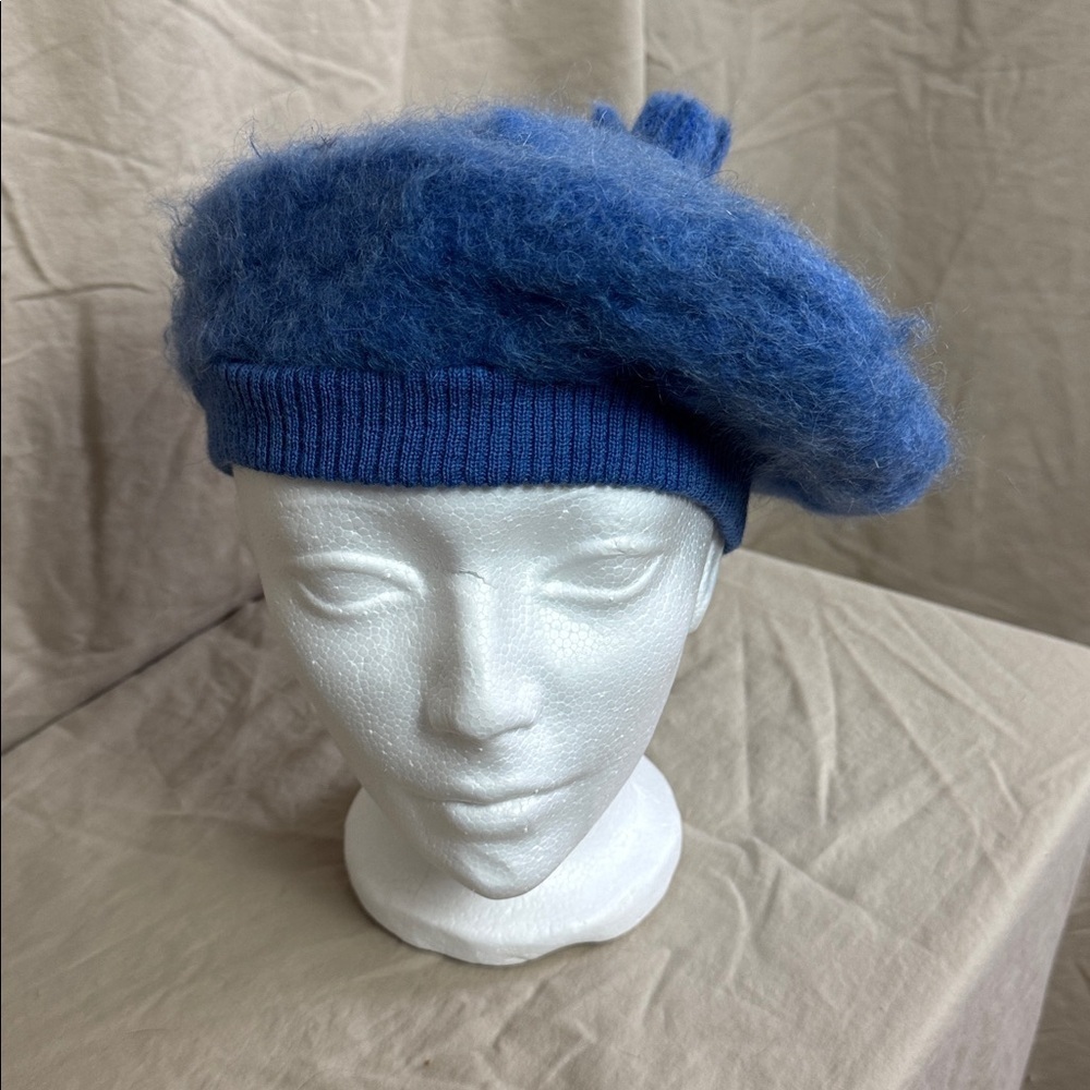 Women’s vintage mohair knitted tam beret hat